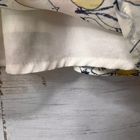 Lauren Conrad Blouse Womens Size XL Tiny Bird Print Babydoll Ruffle Pleated - Picture 6 of 16